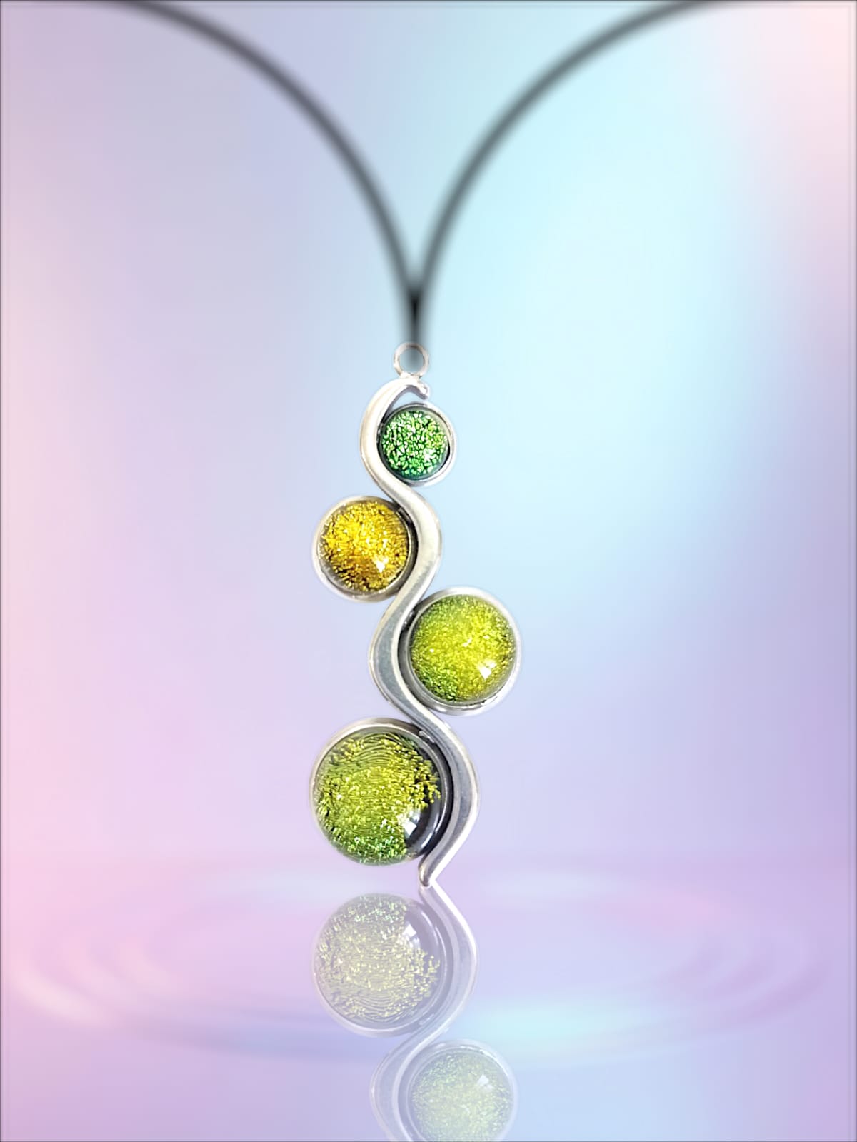 GALAXY SPARKLE NECKLACE GLASS PENDANT 4 PEARLS STEEL