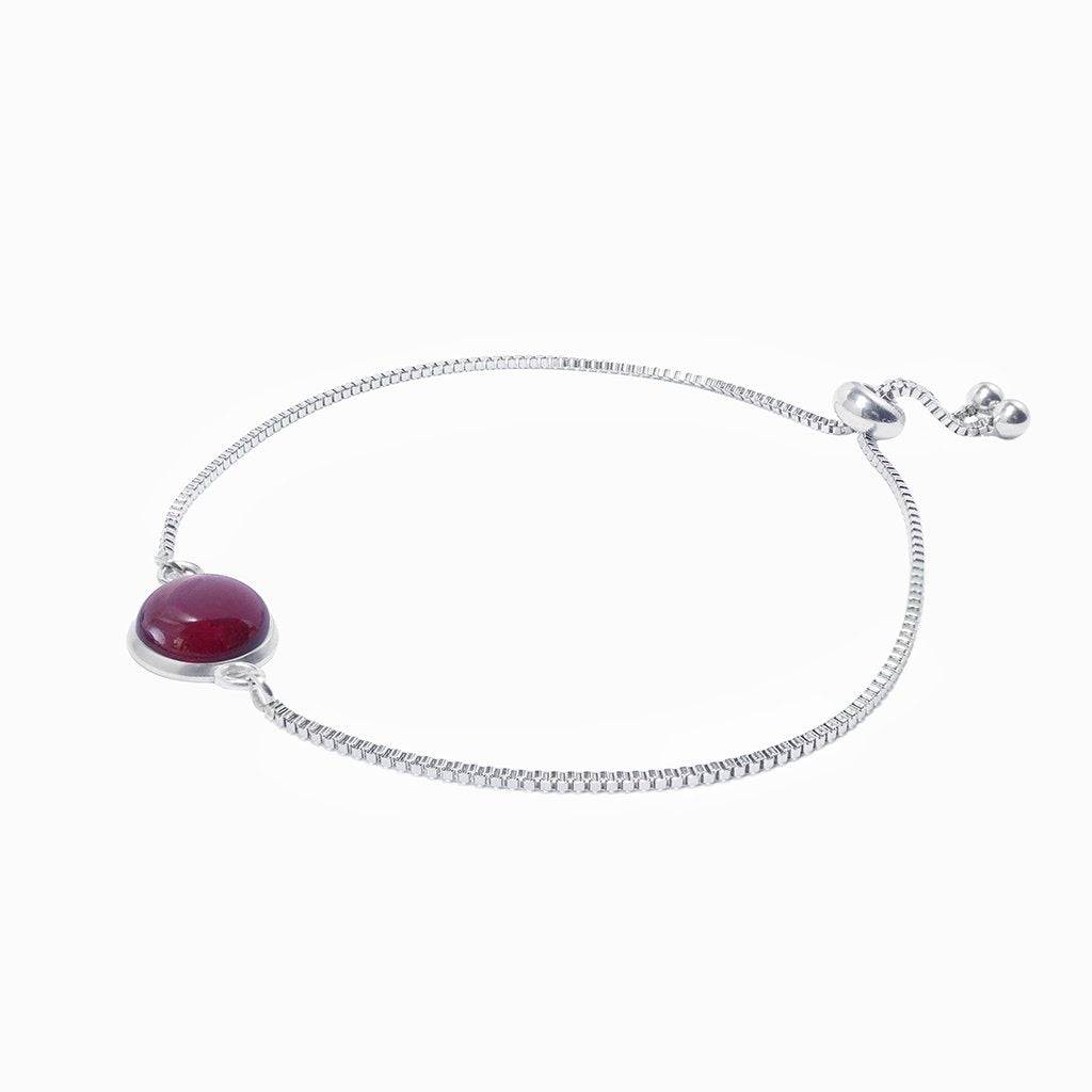 BRACELET RED RUBY | ST. STEEL | PERFECT FIT | REFLET[proBRACELET RED RUBYduct_vendor]MicrocosmosPRODUCT INFORMATION

Exclusive Microcosmoses Glass Reflet™
Base: Stainless Steel Perfect Fit adjustable slide closure up to 9", 22 cm.

Bracelet chain thickness 2 mmBRACELET STEEL