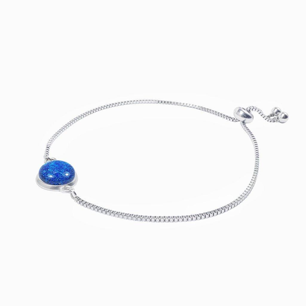 BRACELET VERT DE BLEU ~ TEAL | ST. STEEL | PERFECT FIT | REFLET[proBRACELET VERT DE BLEU ~ TEALduct_vendor]MicrocosmosPRODUCT INFORMATION

Exclusive Microcosmoses Glass Reflet™
Base: Stainless Steel Perfect Fit adjustable slide closure up to 9", 22 cm.

Bracelet chain thickness 2 mmBRACELET STEEL