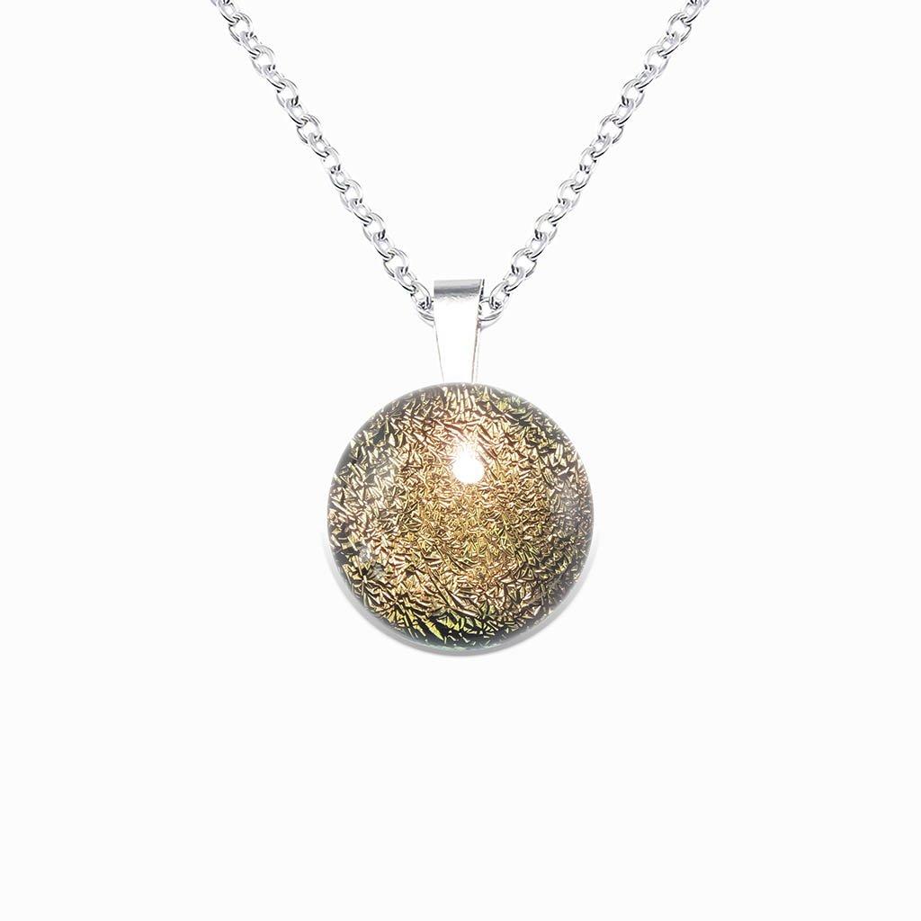 NECKLACE COPPER ~ GREEN BOKEH | ECLIPSE | REFLET[proNECKLACE COPPER ~ GREEN BOKEHduct_vendor]MicrocosmosPRODUCT INFORMATION

Exlusive Microcosmoses Glass Reflet
Bead size: 14 mm / 0.55"

Base chain: Sterling Silver 925 ~ Stainless Steel 
Chain thickness: 1 mm (St.SilveNECKLACE