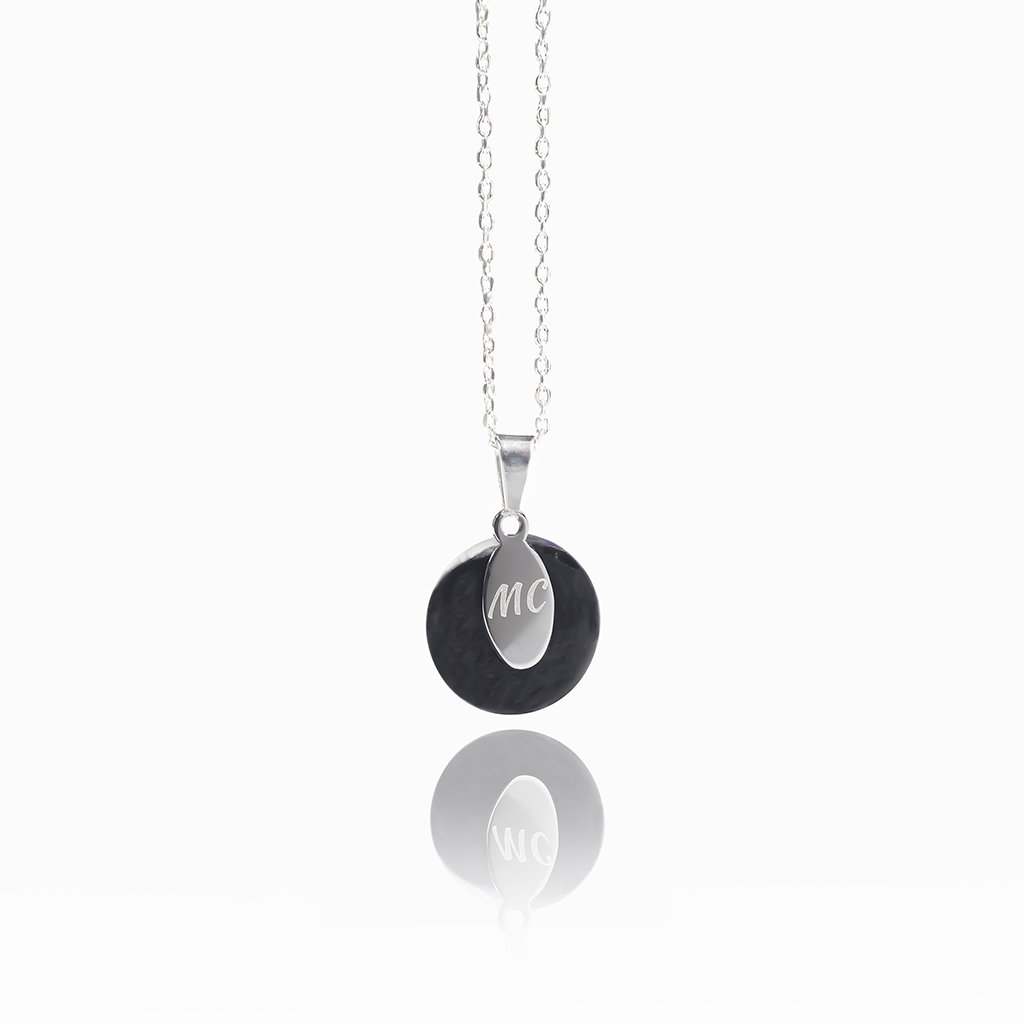 NECKLACE GOLD ~ GREEN BOKEH | ECLIPSE | REFLET[proNECKLACE GOLD ~ GREEN BOKEHduct_vendor]MicrocosmosPRODUCT INFORMATION

Exlusive Microcosmoses Glass Reflet
Bead size: 14 mm / 0.55"

Base chain: Sterling Silver 925 ~ Stainless Steel 
Chain thickness: 1 mm (St.SilveNECKLACE
