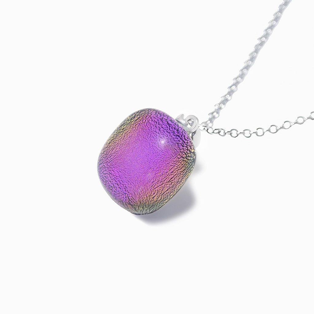 NECKLACE INDIGO ~ ETERNAL FUSHIA | SQUIRCLE | REFLET[proNECKLACE INDIGO ~ ETERNAL FUSHIAduct_vendor]MicrocosmosPRODUCT INFORMATION

Exlusive Microcosmoses Glass Reflet
Bead size length: 14 mm / 0.55" |  width: 14 mm / 0.55"

Base chain: Sterling Silver 925 ~ Stainless Steel 
NECKLACE