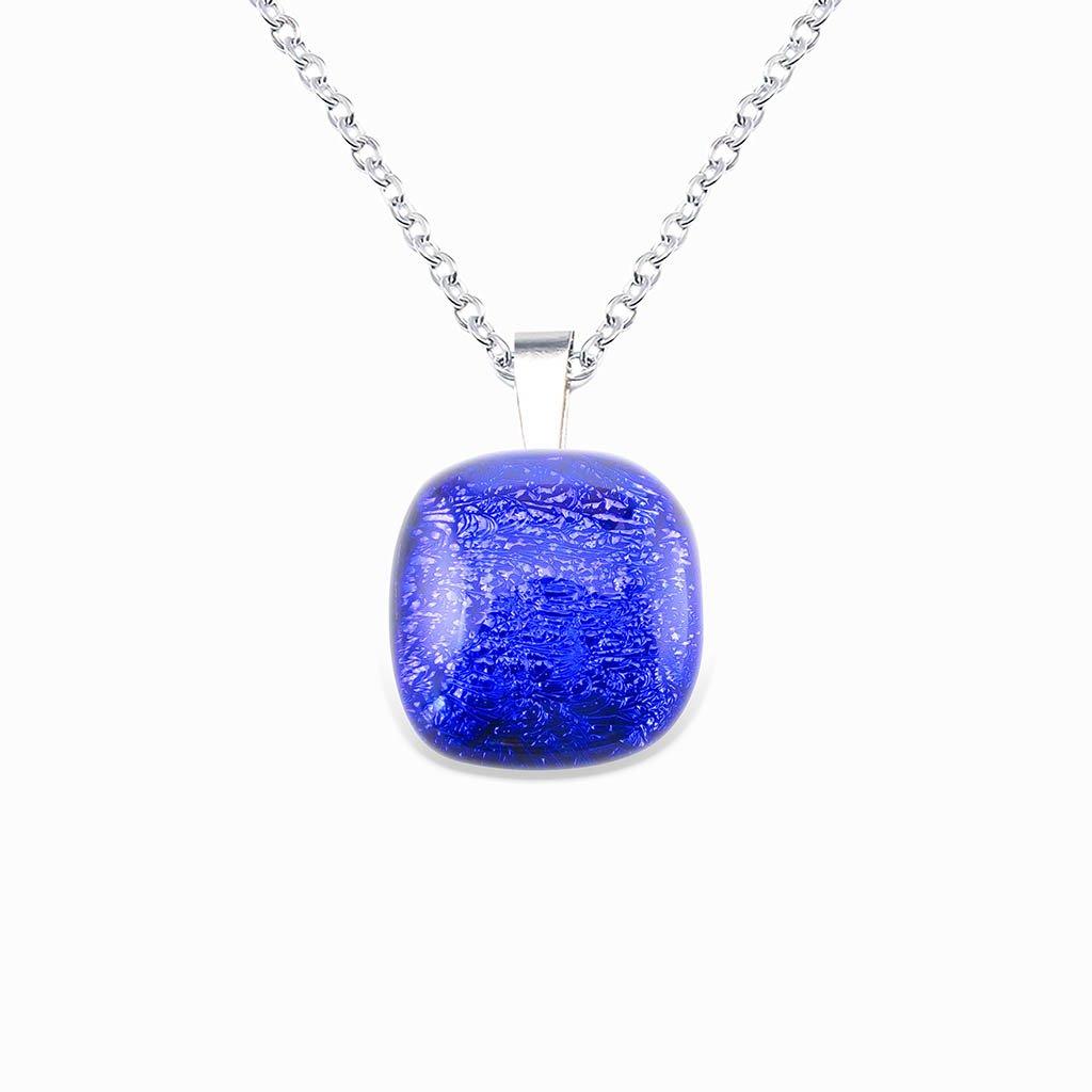 NECKLACE STARRY BLUE ~ INDIGO | SQUIRCLE | REFLET[proNECKLACE STARRY BLUE ~ INDIGOduct_vendor]MicrocosmosPRODUCT INFORMATION

Exlusive Microcosmoses Glass Reflet
Bead size length: 14 mm / 0.55" |  width: 14 mm / 0.55"

Base chain: Sterling Silver 925 ~ Stainless Steel 
NECKLACE