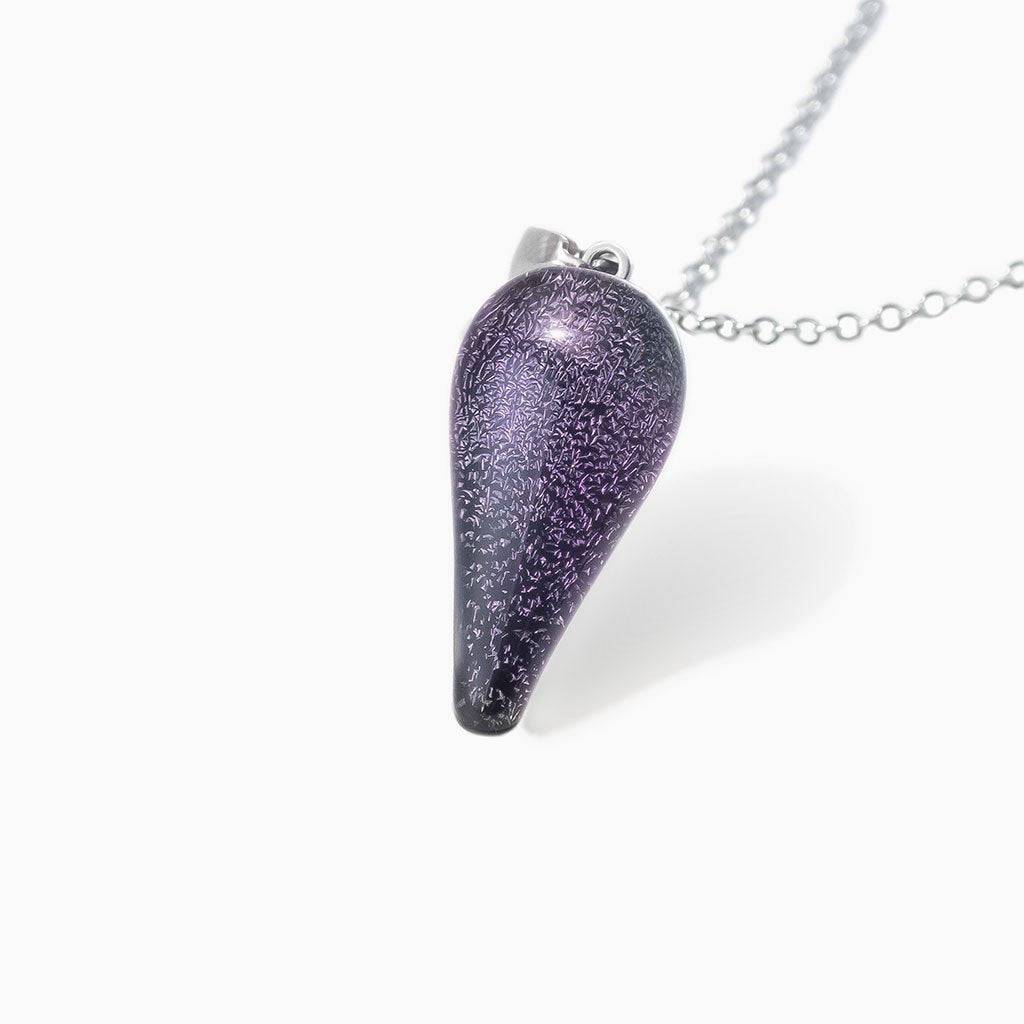 NECKLACE VIOLET ~ EMERALD | DROP | REFLET[proNECKLACE VIOLET ~ EMERALDduct_vendor]MicrocosmosPRODUCT INFORMATION

Exlusive Microcosmoses Glass Reflet
Bead size length: 20 mm/ 0.8" |  width: 12 mm/ 0.5"

Base chain: Sterling Silver 925 ~ Stainless Steel 
ChaiNECKLACE