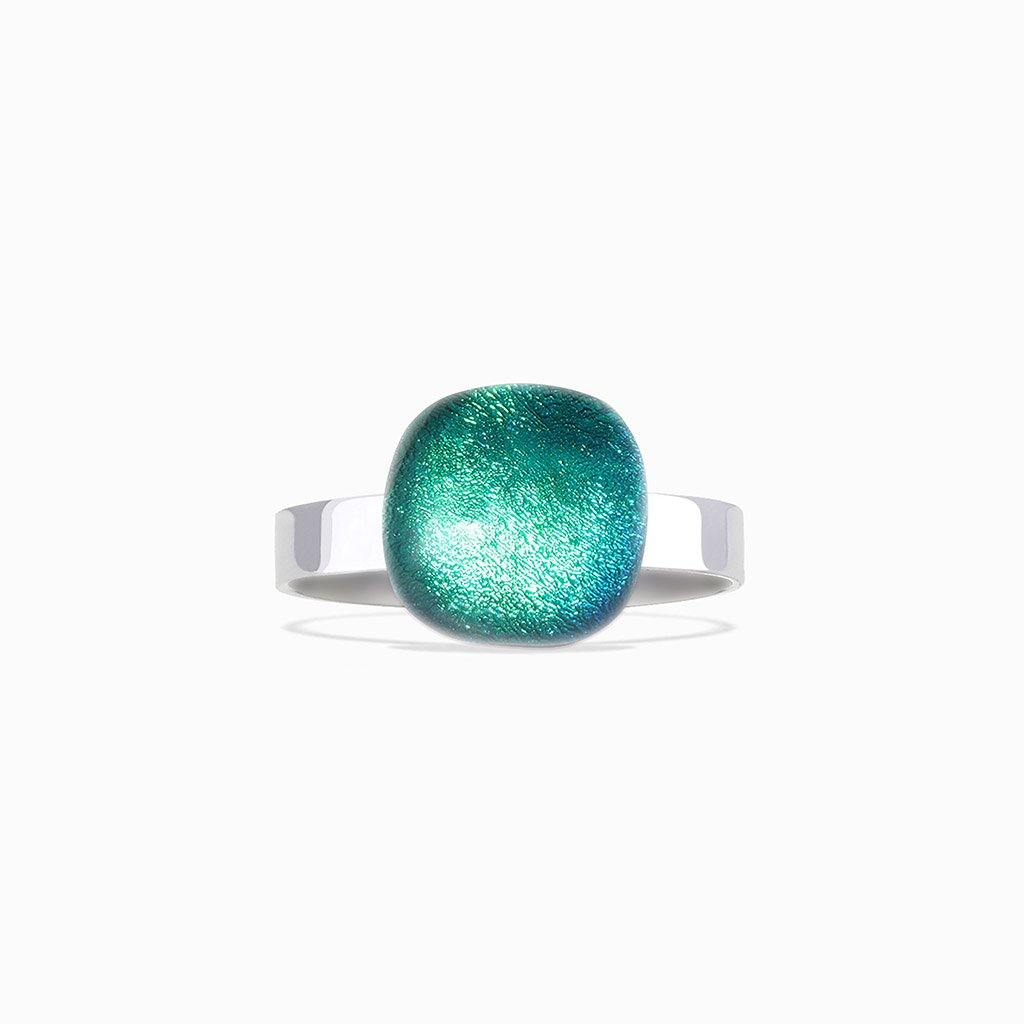 RING EMERAUDE ~ IRIS BLUE | SQUIRCLE | REFLET[proRING EMERAUDE ~ IRIS BLUEduct_vendor]MicrocosmosPRODUCT INFORMATION

Exclusive Microcosmoses Glass Reflet™
Base: Stainless Steel 
Bead size length: 12~14 mm / 0.47"~0.55" |  width: 12~14 mm / 0.47"~0.55"


Free GiRINGS GLASS REFLET