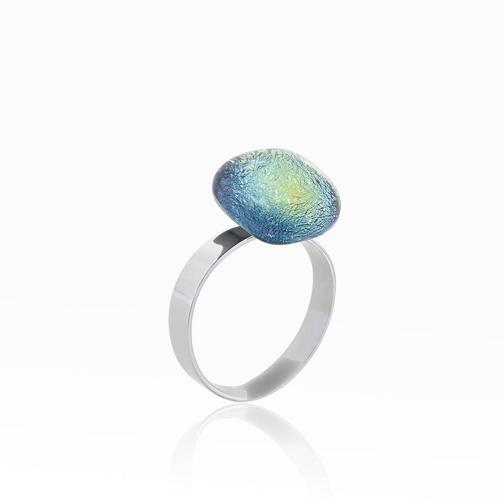 RING GOLD ~ GREEN BOKEH | SQUIRCLE | REFLET[proRING GOLD ~ GREEN BOKEHduct_vendor]MicrocosmosPRODUCT INFORMATION

Exclusive Microcosmoses Glass Reflet™
Base: Stainless Steel 
Bead size length: 12~14 mm / 0.47"~0.55" |  width: 12~14 mm / 0.47"~0.55"


Free GiRINGS GLASS REFLET