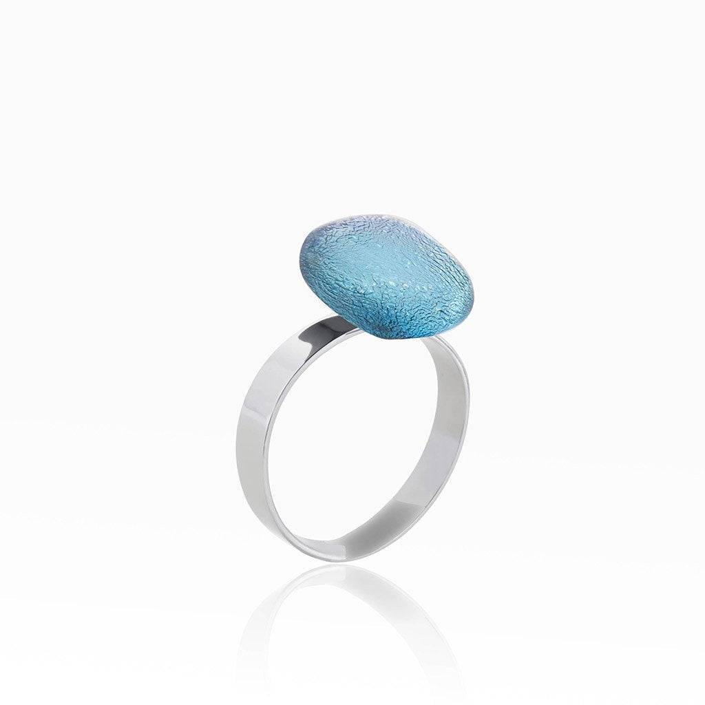 RING SILVER PEARL ~ AQUA | SQUIRCLE | REFLET[proRING SILVER PEARL ~ AQUAduct_vendor]MicrocosmosPRODUCT INFORMATION

Exclusive Microcosmoses Glass Reflet™
Base: Stainless Steel 
Bead size length: 12~14 mm / 0.47"~0.55" |  width: 12~14 mm / 0.47"~0.55"


Free GiRINGS GLASS REFLET