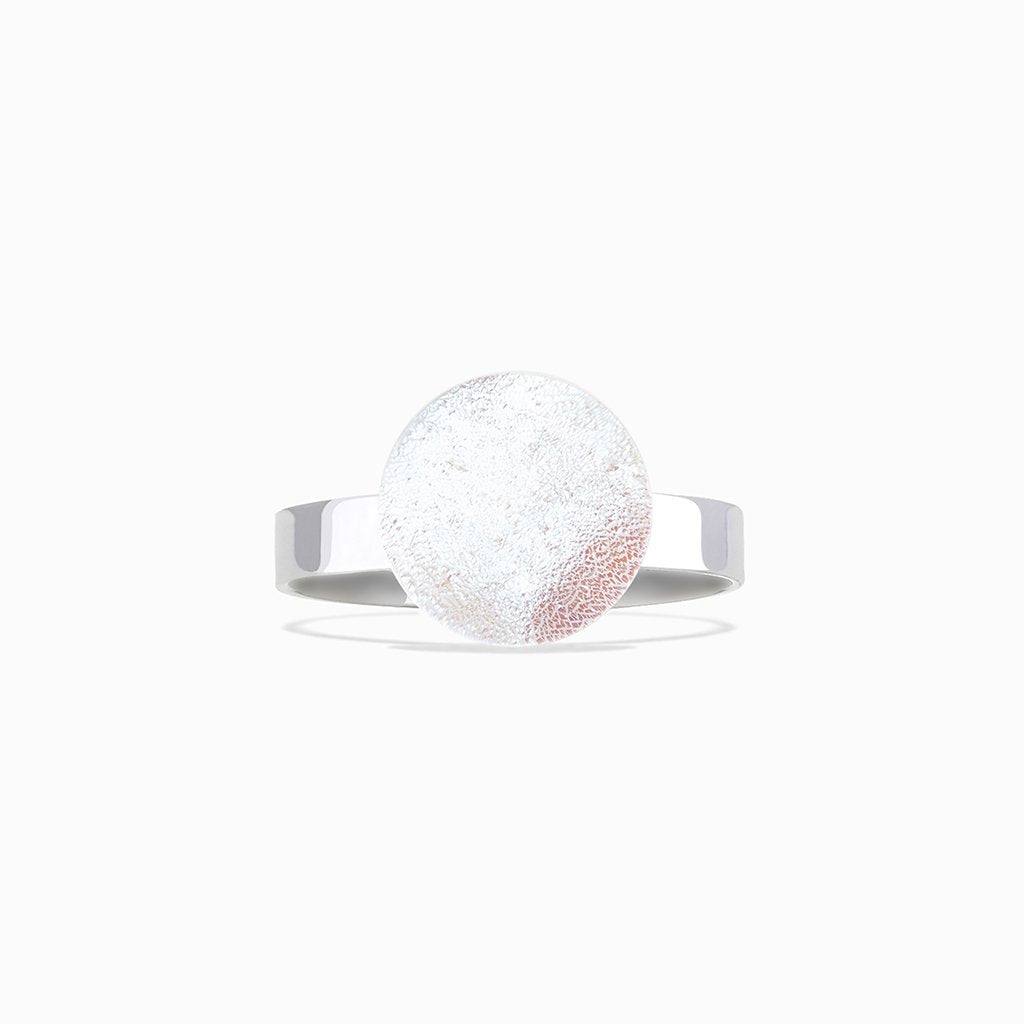 RING IRIDESCENT WHITE | ECLIPSE | REFLET[proRING IRIDESCENT WHITEduct_vendor]MicrocosmosPRODUCT INFORMATION 

Exclusive Microcosmoses Glass Reflet™
Base: Stainless Steel 
Bead size: 12~14 mm / 0.47"~0.55"


Free Gift Box 


The  Microcosmoses Reflet SteRINGS GLASS REFLET